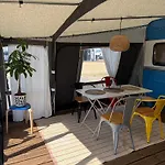 Camper Bros - Wynajem Przyczepy Na Polwyspie, 10m Od Plazy, Klimatyzacja Campsite Jastarnia