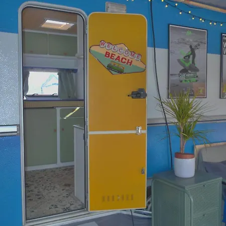 Camper Bros - Wynajem Przyczepy Na Polwyspie, 10m Od Plazy, Klimatyzacja キャンプ場