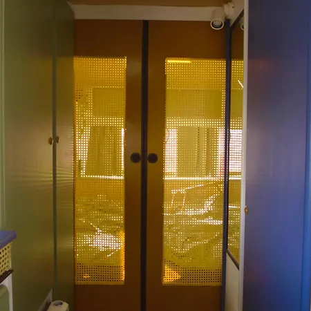 Camper Bros - Wynajem Przyczepy Na Polwyspie, 10m Od Plazy, Klimatyzacja * ヤスタルニャ