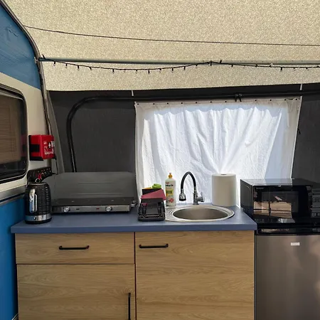 Campsite Camper Bros - Wynajem Przyczepy Na Polwyspie, 10m Od Plazy, Klimatyzacja