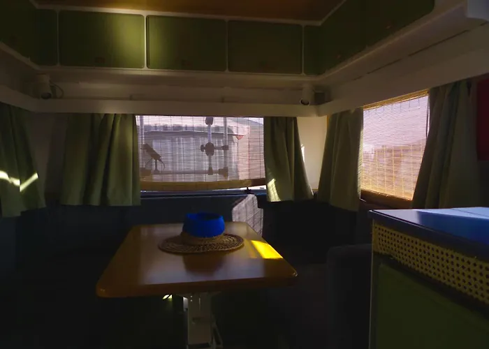 Camper Bros - Wynajem Przyczepy Na Polwyspie, 10m Od Plazy, Klimatyzacja 营地 亚斯塔尔尼亚